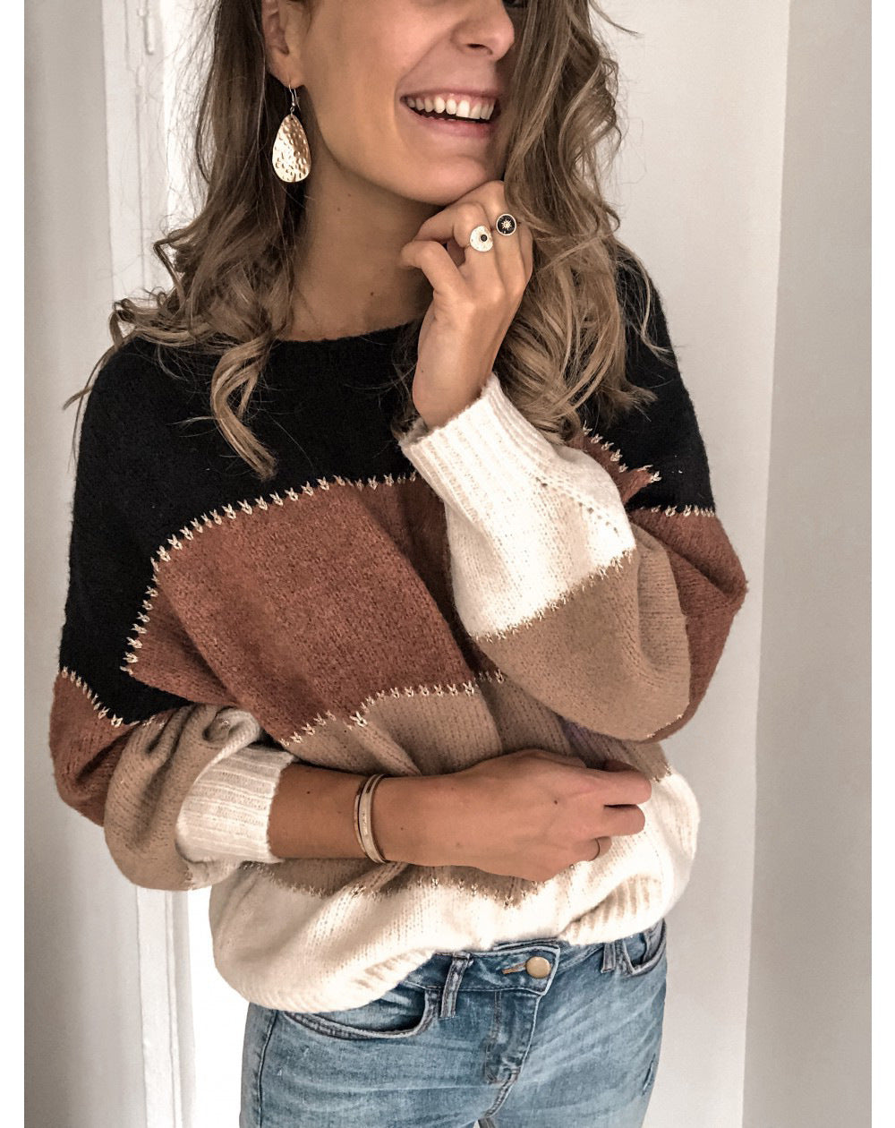 Margo & Main – color block crew neck sweater, detail view, US women's sizes