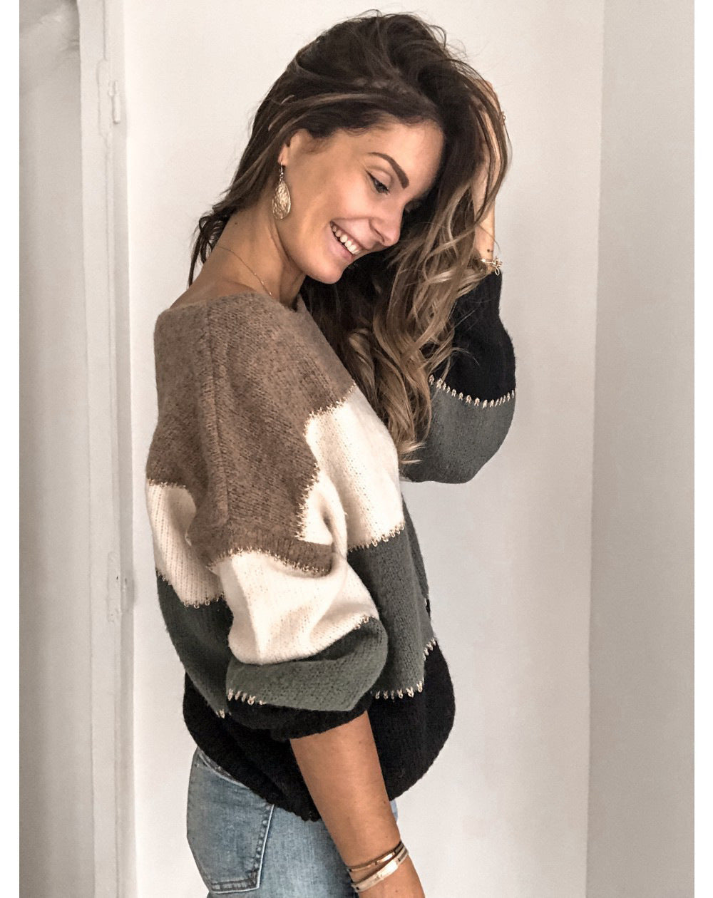 Margo & Main – color block crew neck sweater, fabric detail, US women's sizes