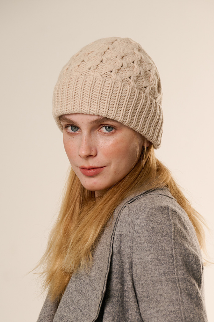 Harmony Cashmere Blend Cable Beanie