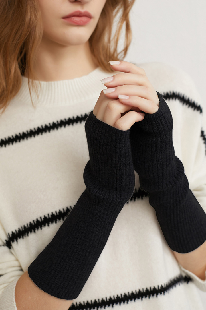 Everild Pure Cashmere Long Cuff Gloves