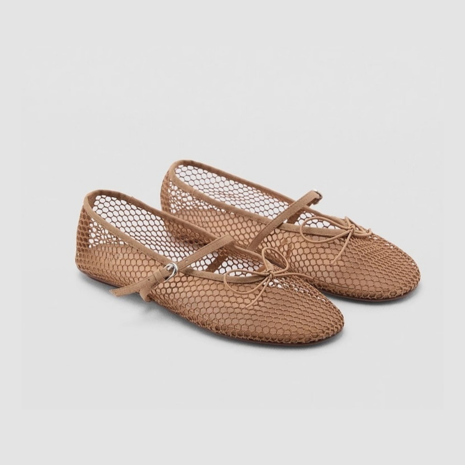 Margo & Main – Red Mesh Bow Mary Jane Ballet Flats Sole and Finish Detail, US women's sizes