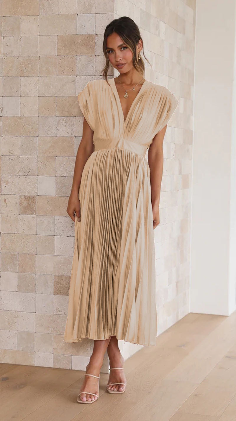 Valencia Pleated Flowy Midi Dress
