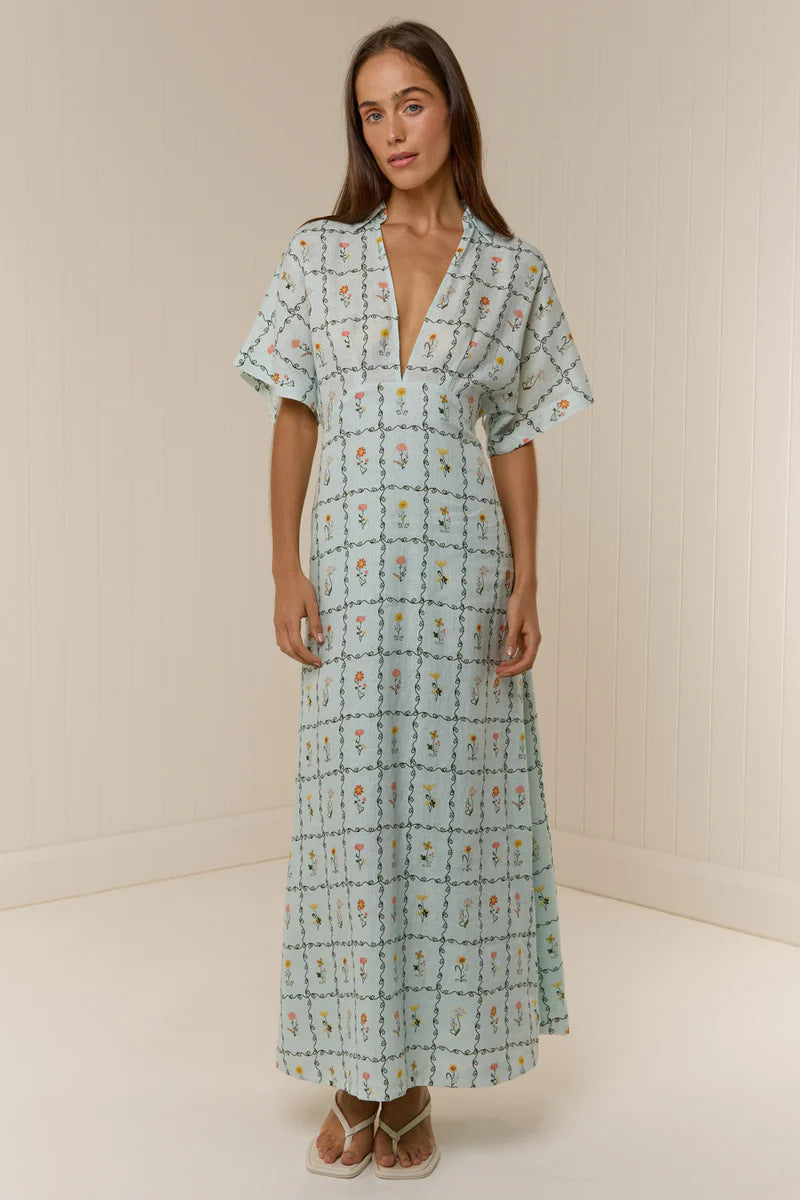 Margo & Main – linen floral collared maxi dress, close-up view, US women's sizes