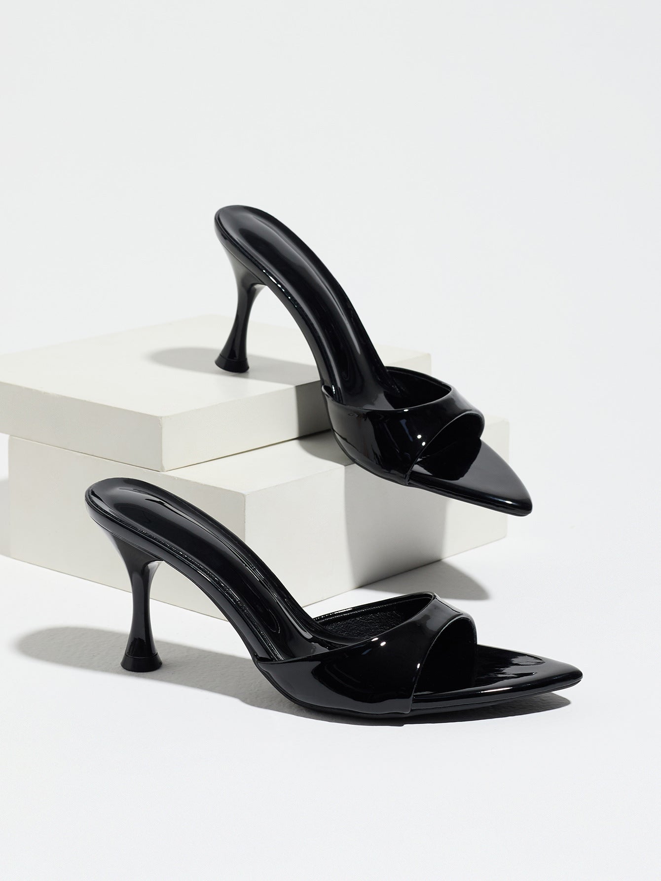Women's Sculpted Patent Mule Heels