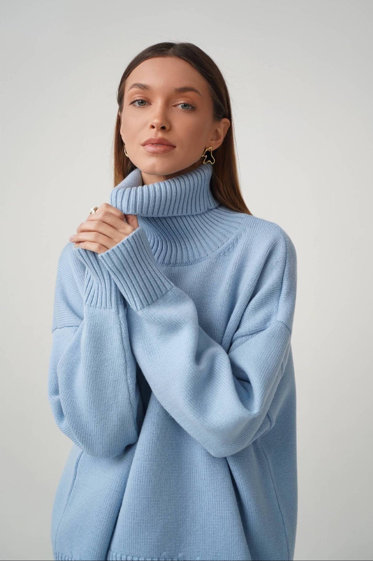 Estrella Oversized Knit Turtleneck Sweater