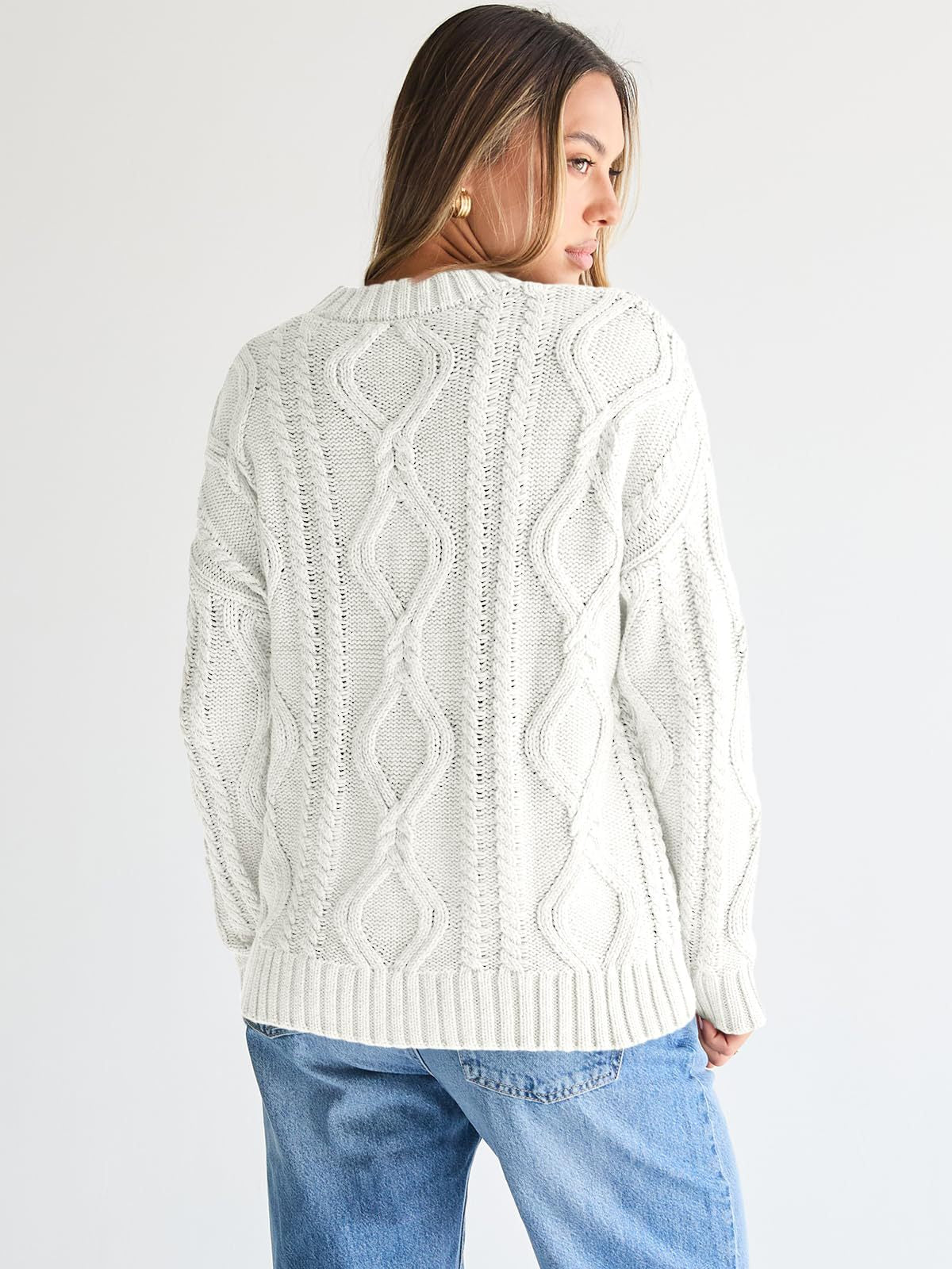 Roxelana Oversized Cable Knit Crew Sweater