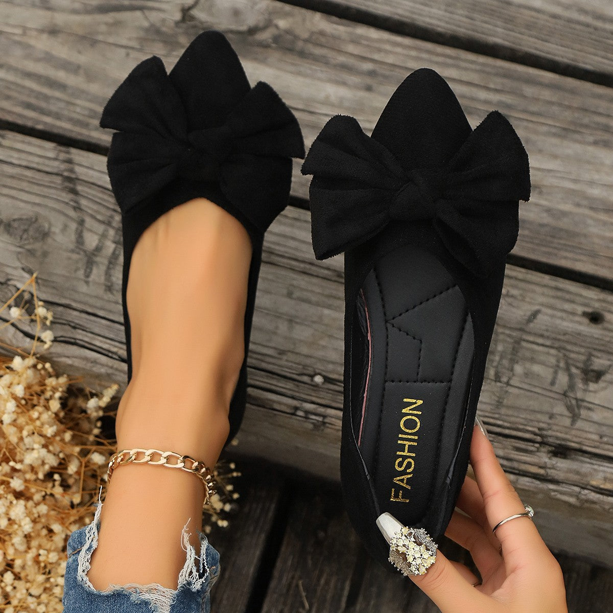 Doris Bow Detail Ballet Flats