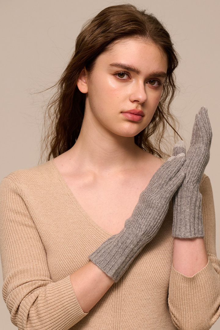 Margo & Main - gray cashmere gloves for women worn on both hands, front view, one size