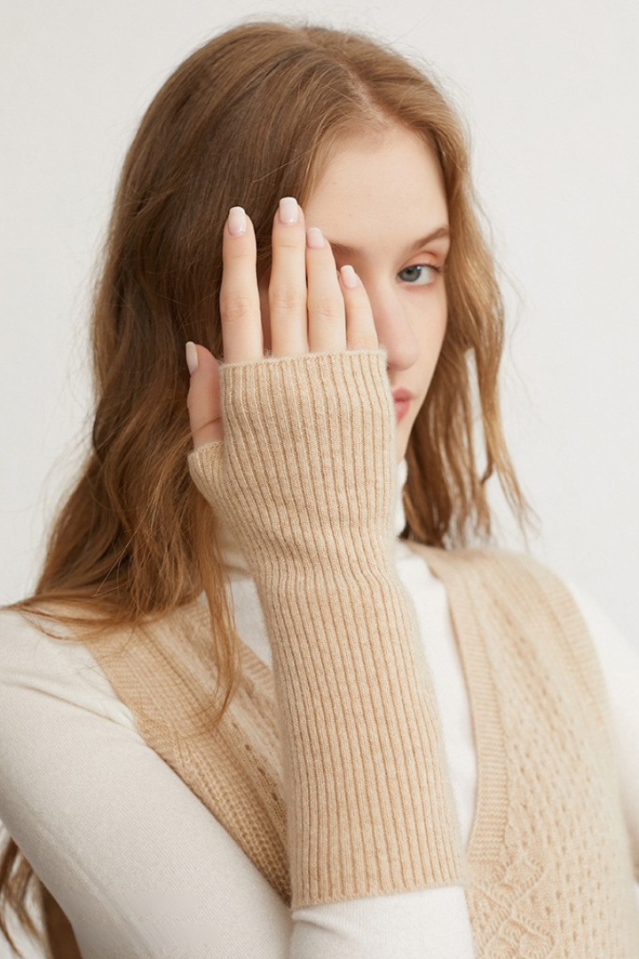 Everild Pure Cashmere Long Cuff Gloves