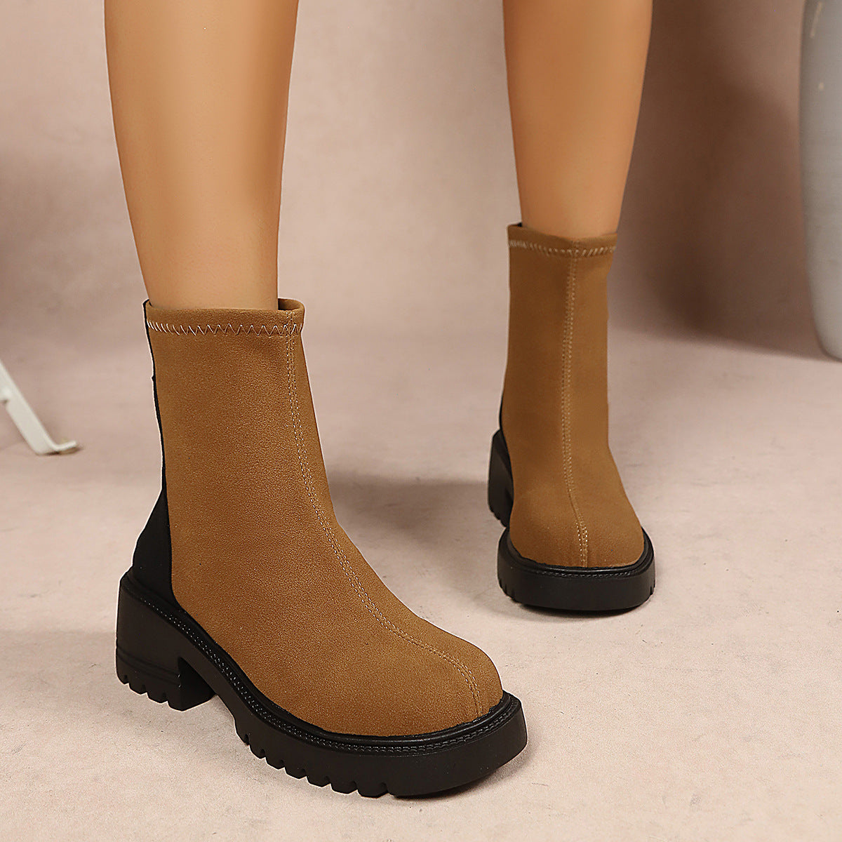 Saoirse Two-Tone Lug Sole Chelsea Boots