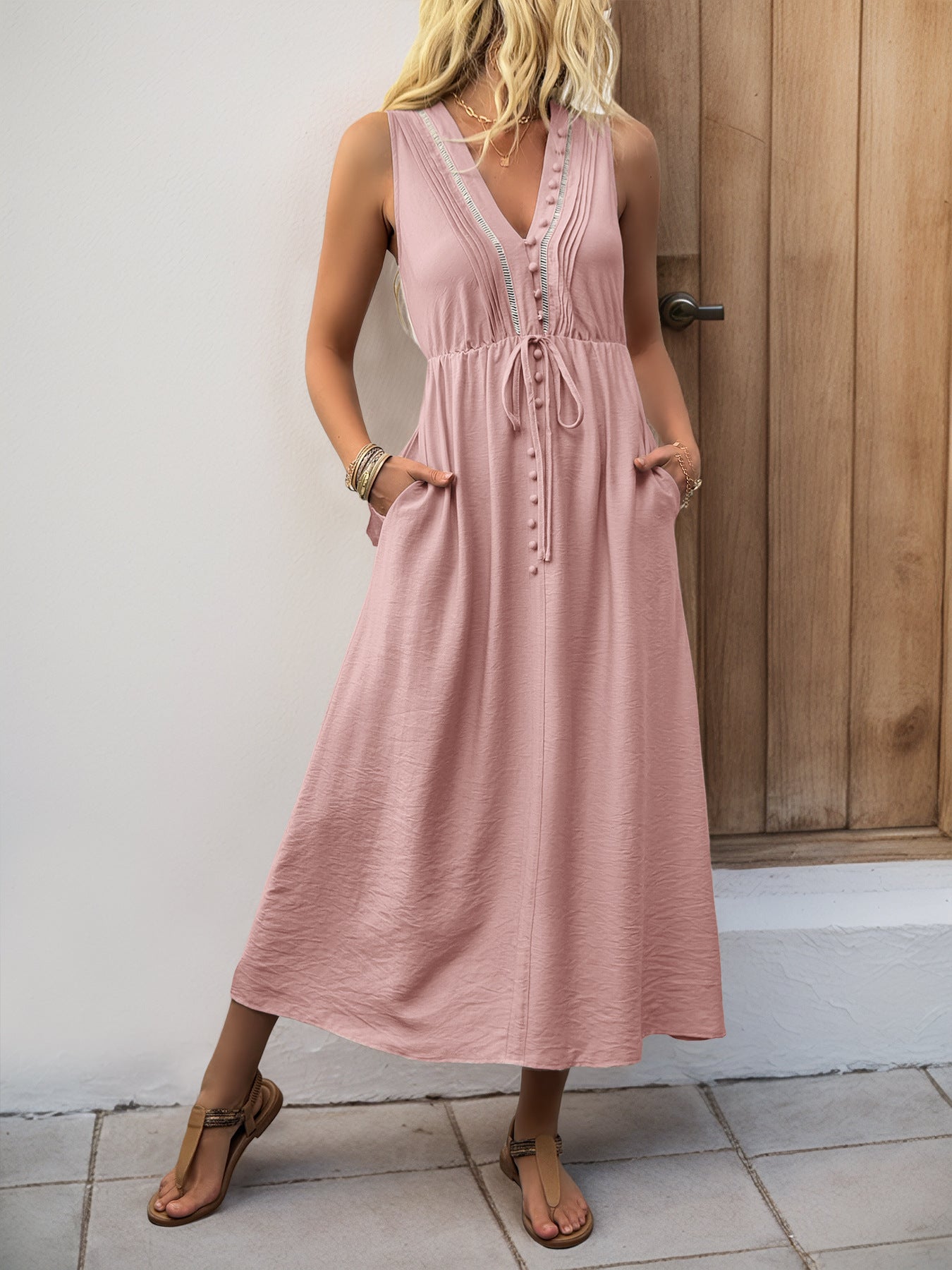 Margaret Flattering Sleeveless Midi Dress