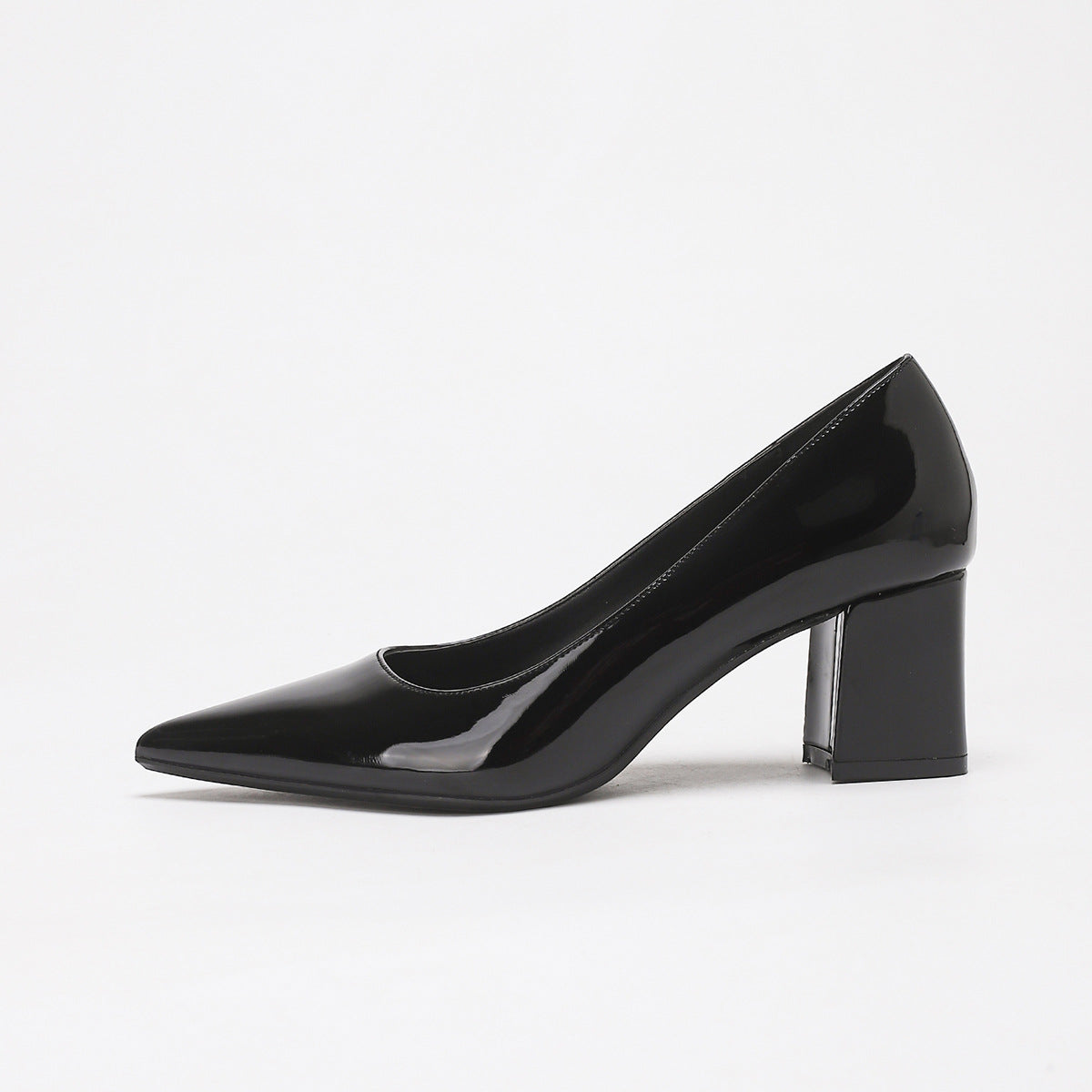 Margo & Main - black patent block heel pumps side profile with heel, US women's sizes
