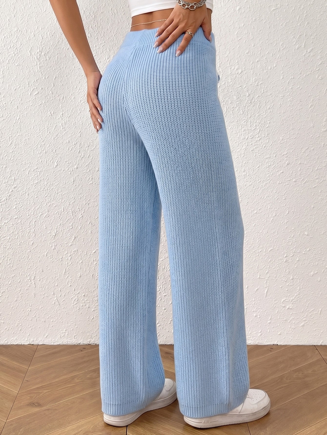 Margo & Main – ribbed knit wide-leg trousers, back view, US women's sizes