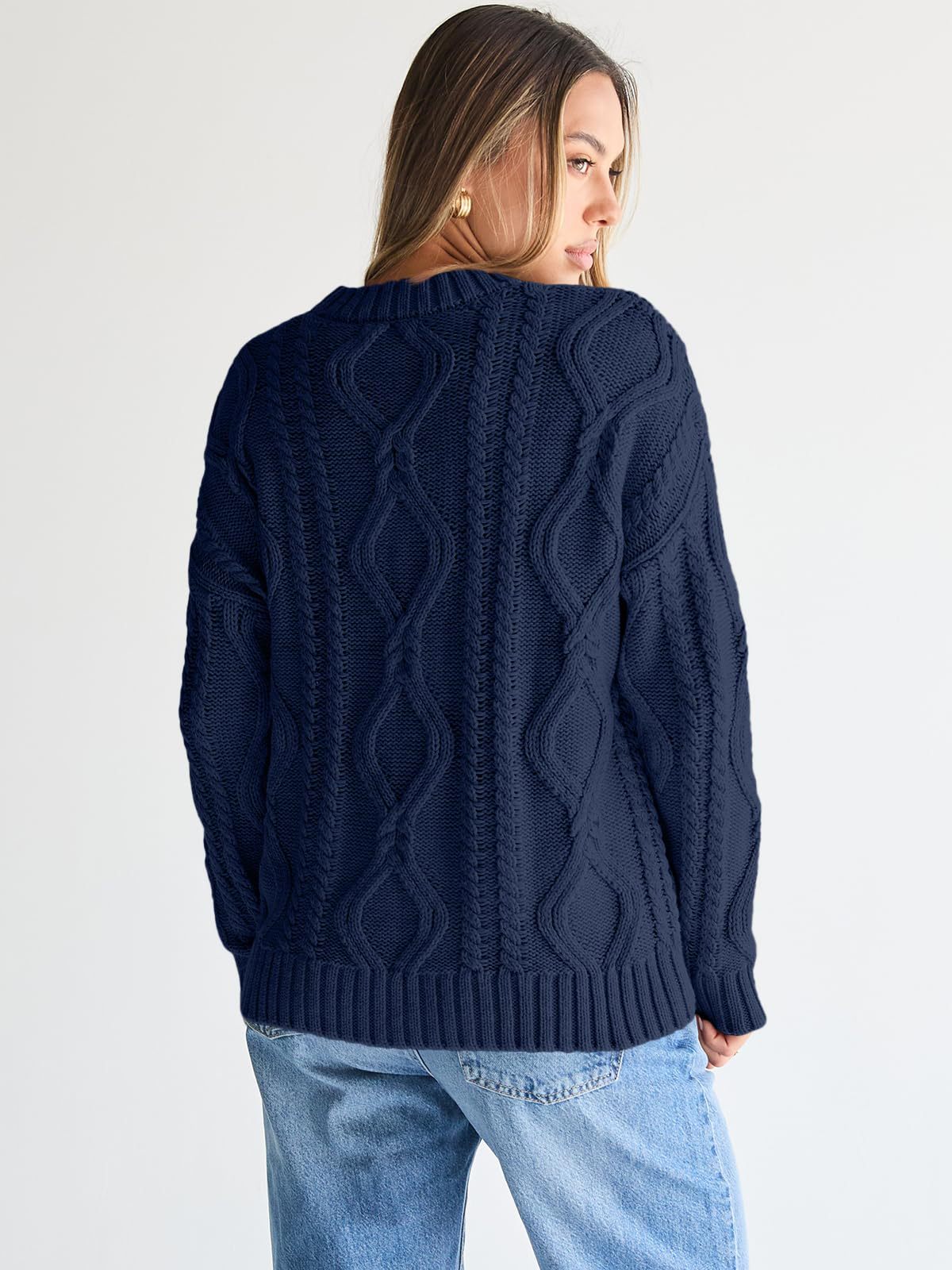 Roxelana Oversized Cable Knit Crew Sweater