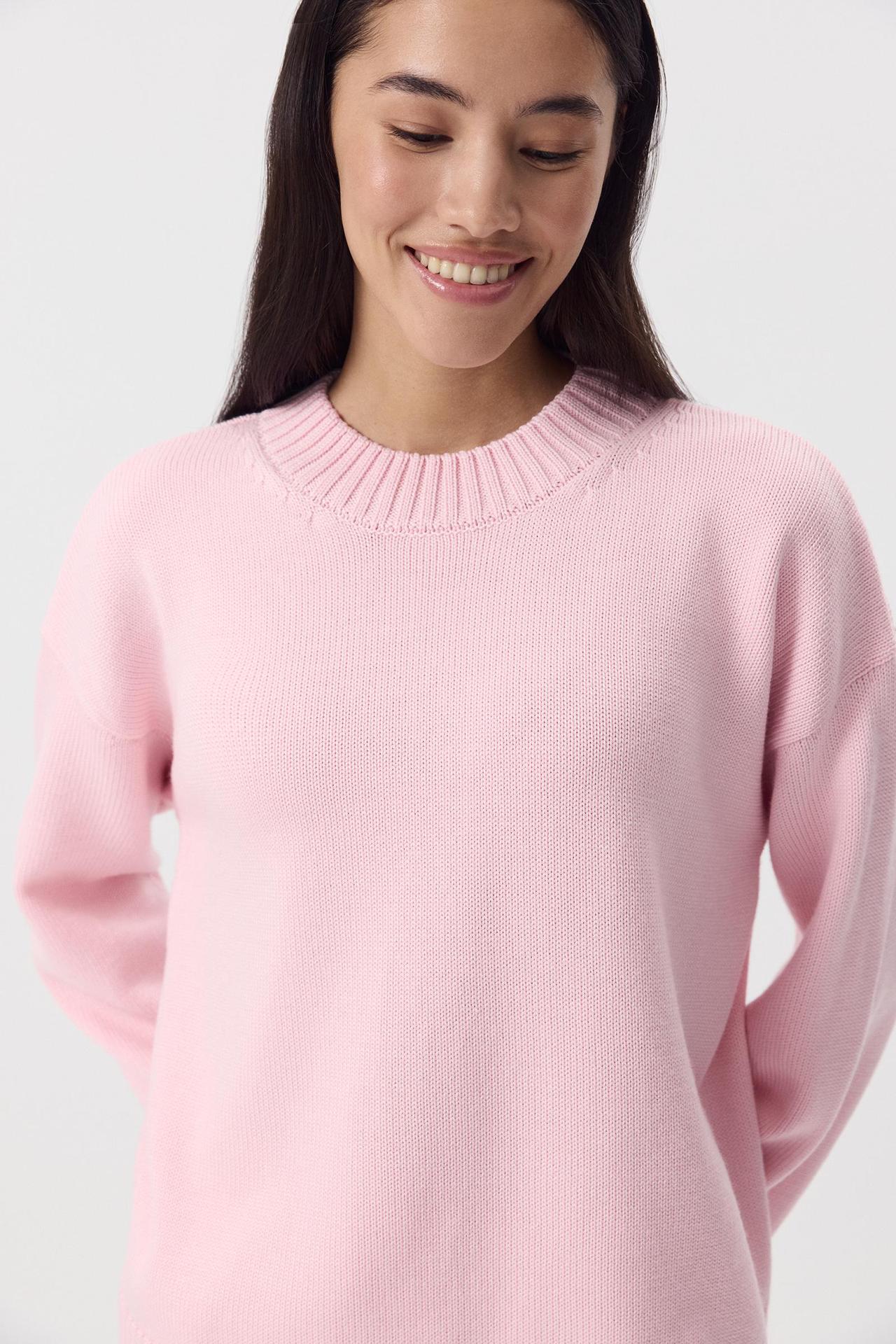 Margo & Main – cotton crew neck drop shoulder sweater, side view, US women's sizes
