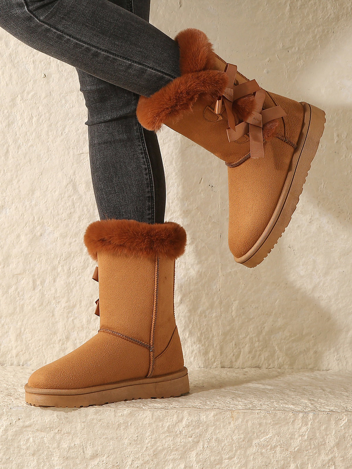 Wilhelmina Fleece-Lined Bow-Back Snow Boots