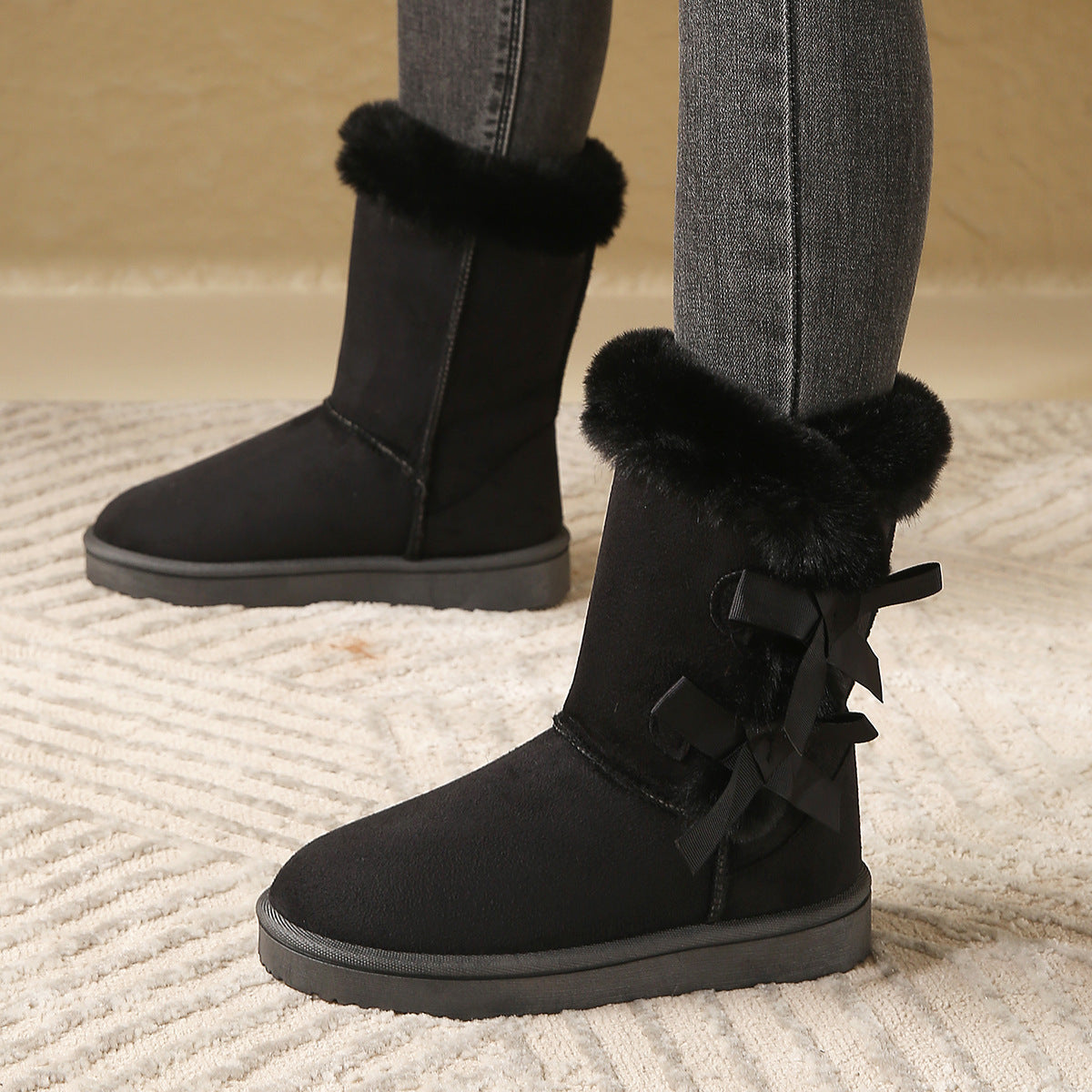 Wilhelmina Fleece-Lined Bow-Back Snow Boots