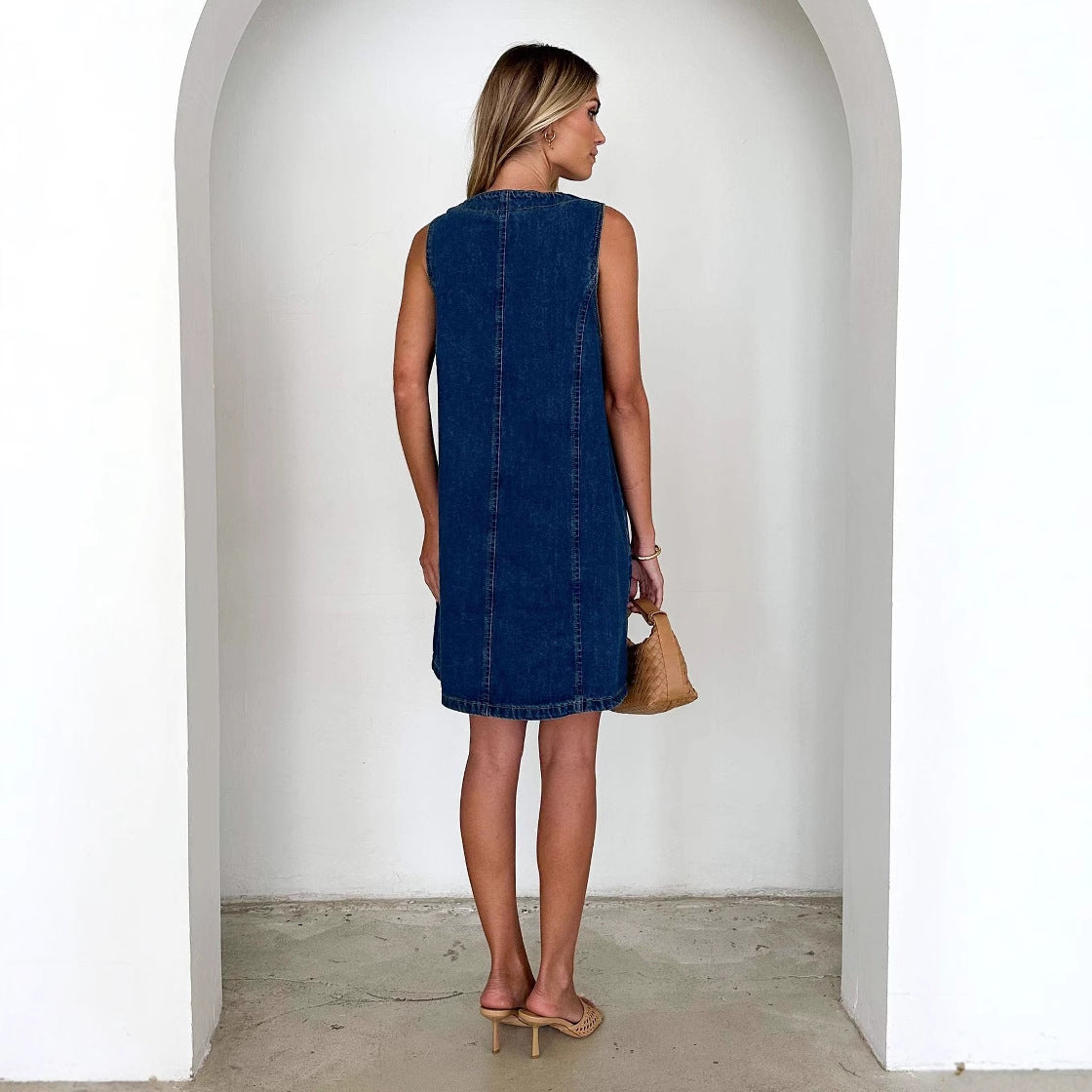 Margo & Main – Dark Blue Sleeveless Denim Shift Dress Back View Detail, US women's sizes