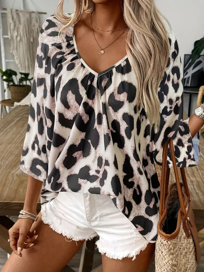 Sandra Relaxed Leopard Comfort Blouse