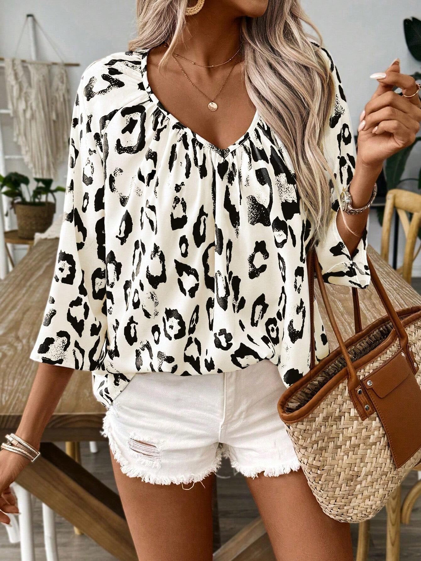 Sandra Relaxed Leopard Comfort Blouse