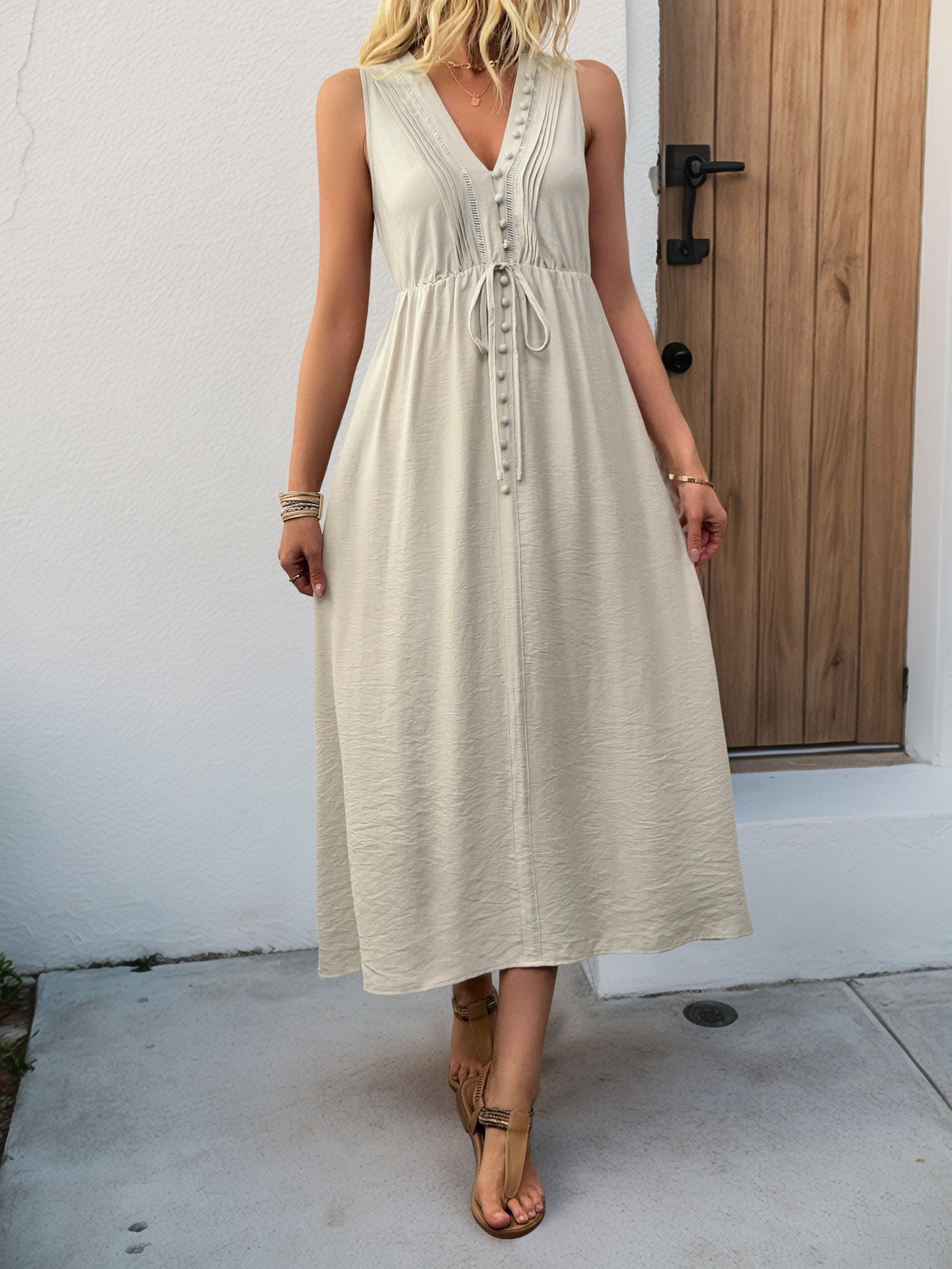 Margaret Flattering Sleeveless Midi Dress