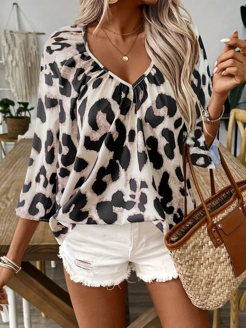 Sandra Relaxed Leopard Comfort Blouse