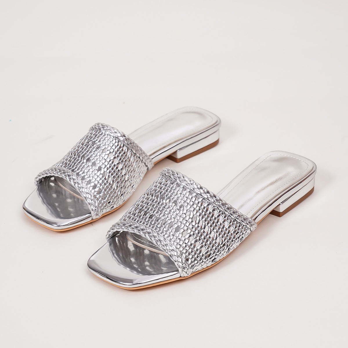 Margo & Main – metallic woven slide sandals, back view, US women's sizes