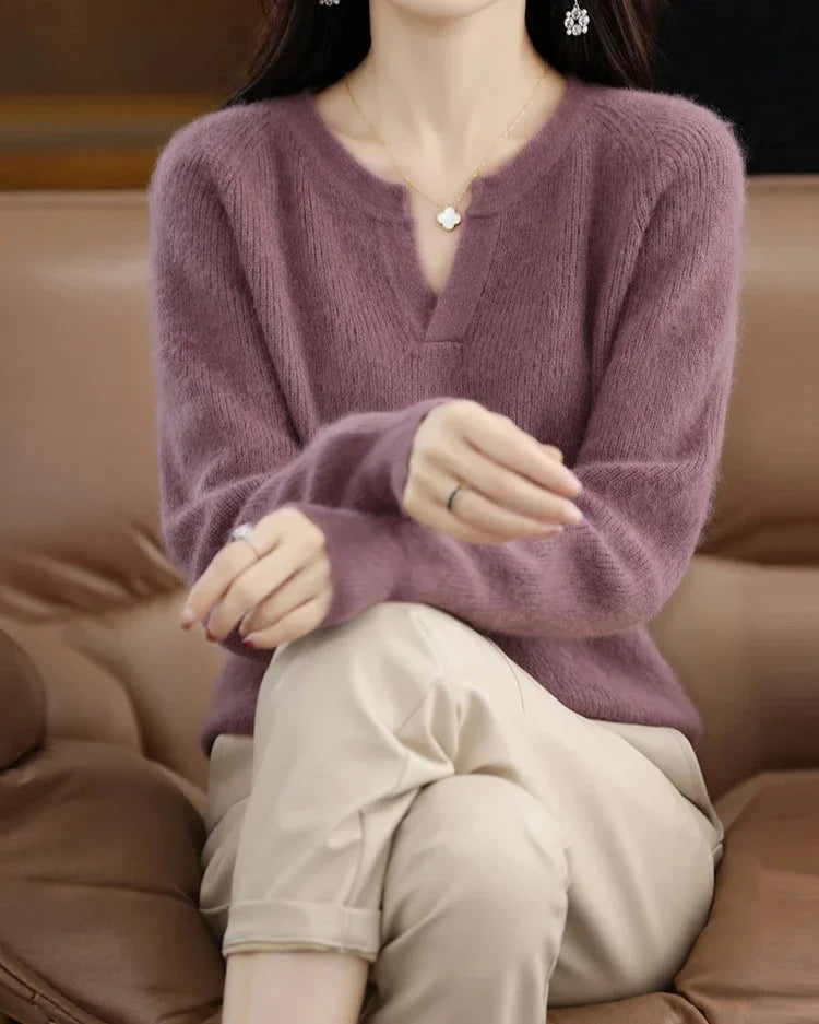 Margo & Main – mauve brushed wool notch v-neck sweater seated styled look, US women's sizes