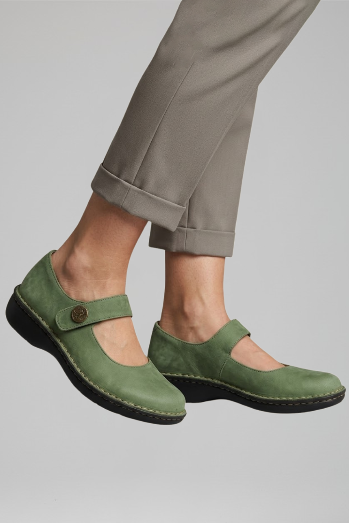 Margo & Main – Green Mary Jane flats, side view of the welted sole, US women's sizes
